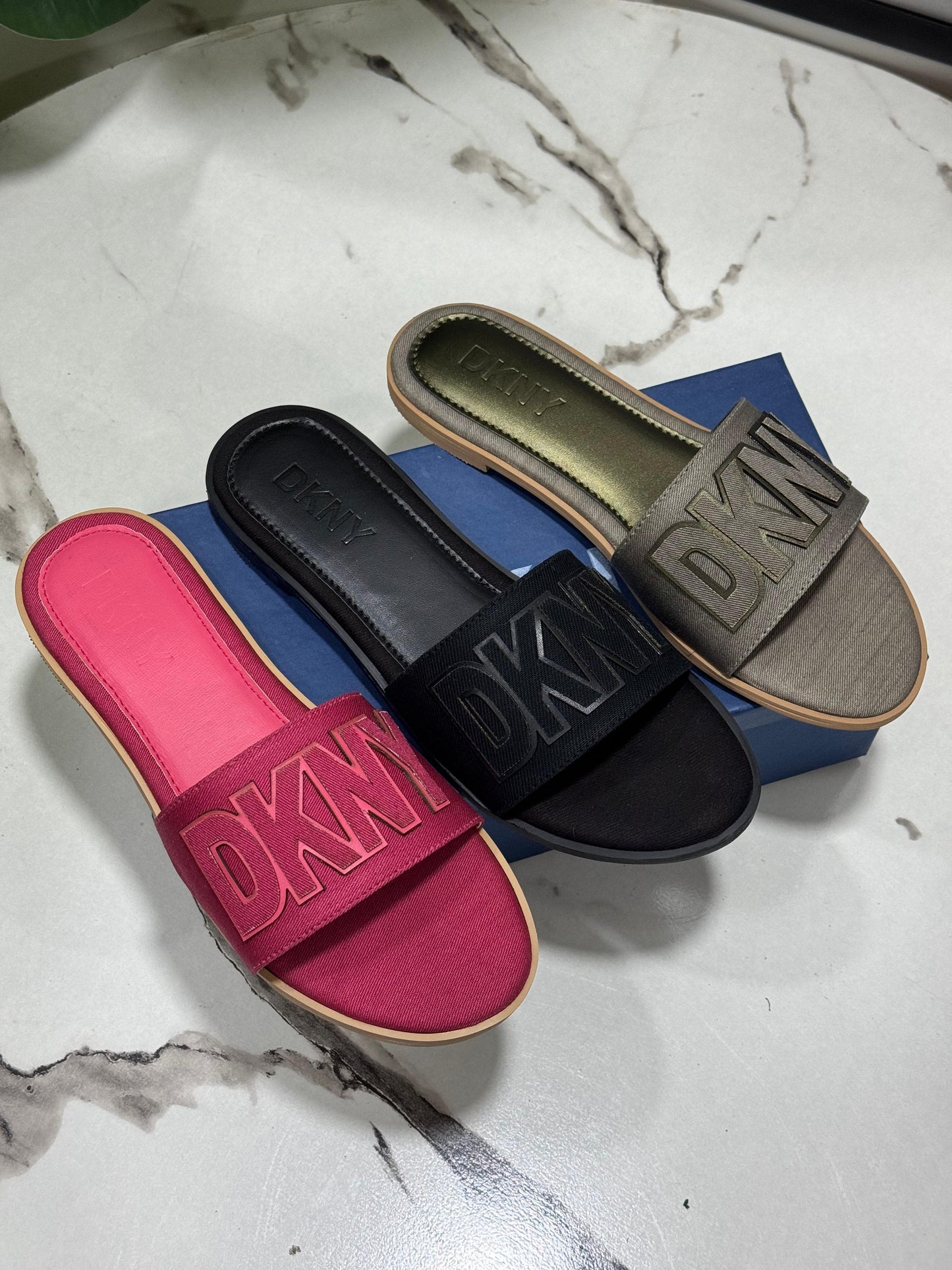 DKN.Y Slides ⭐