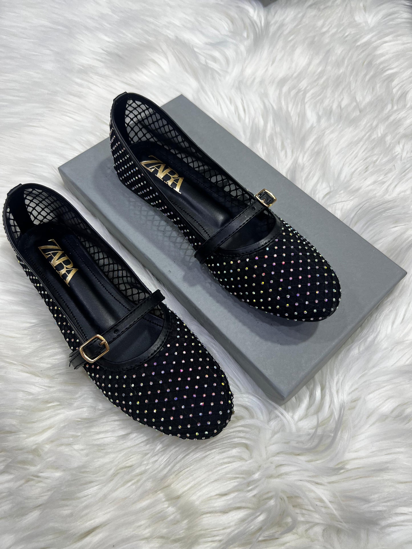 Rhinestone Embellished Mesh Ballet Flats Pumps