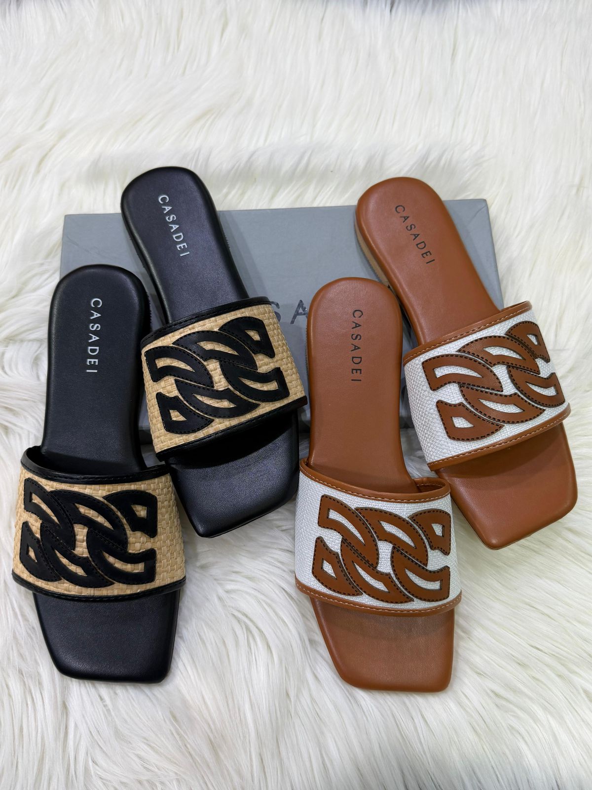 Casadei Style Interlock π