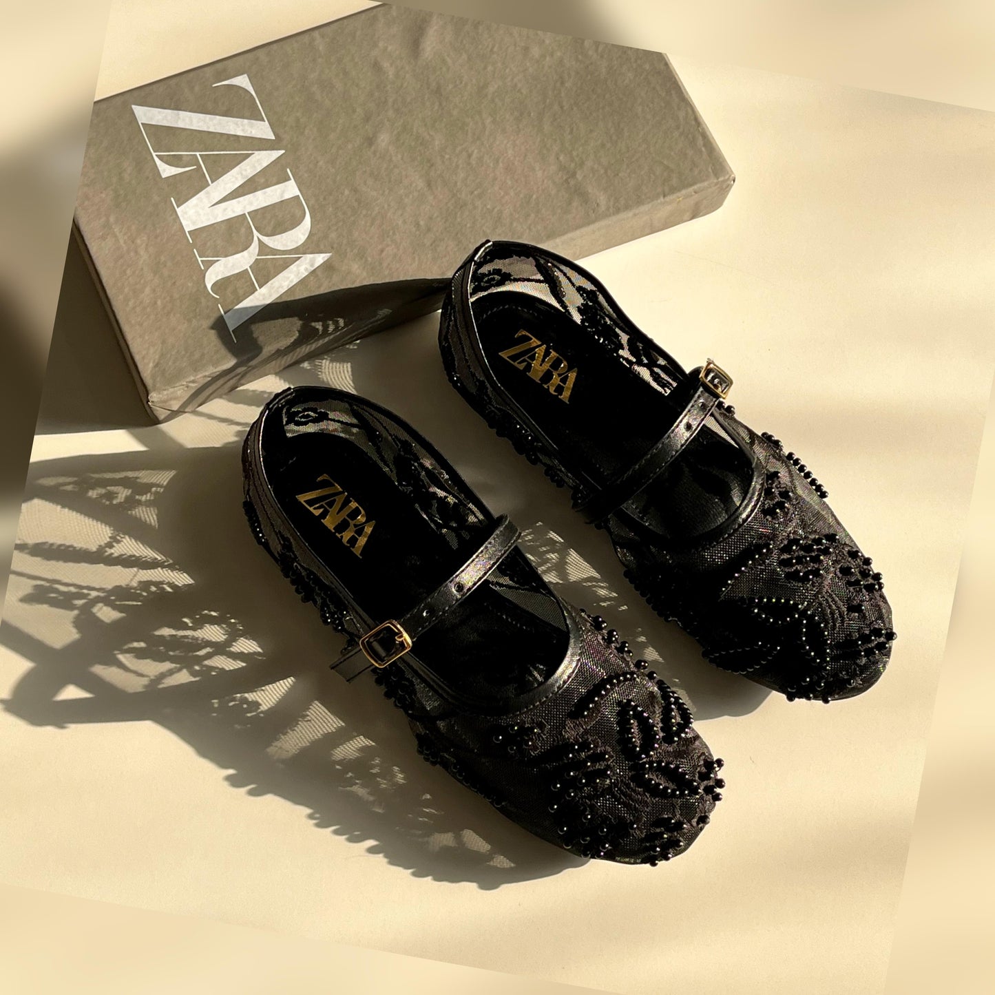 Moti Pumps ⭐ Hand embroidered