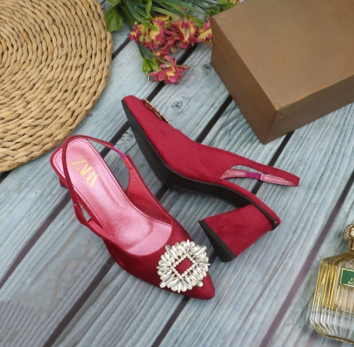 Stylish Triangle Block Heel 💓