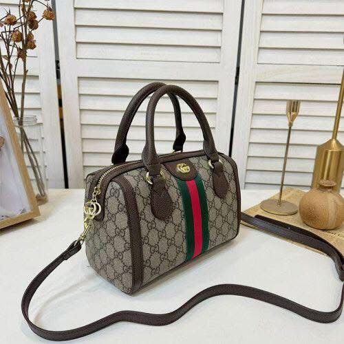 G u C C I✨ Bag