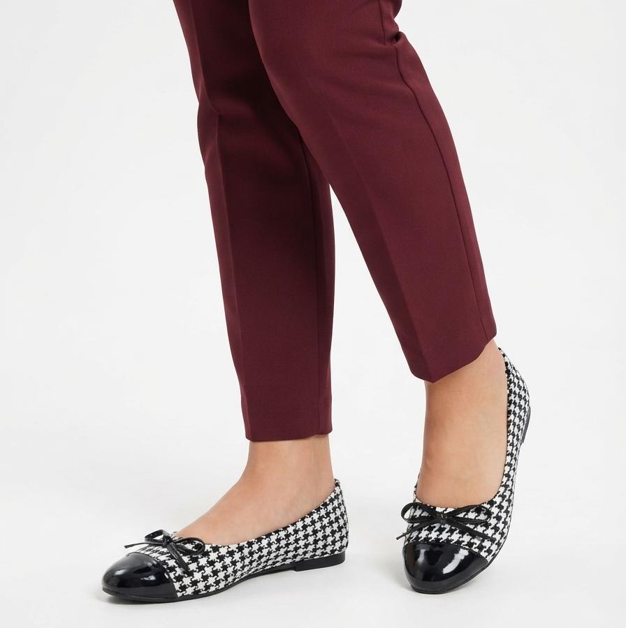 ZUNEZO Monochrome Grace Noir Pumps -115