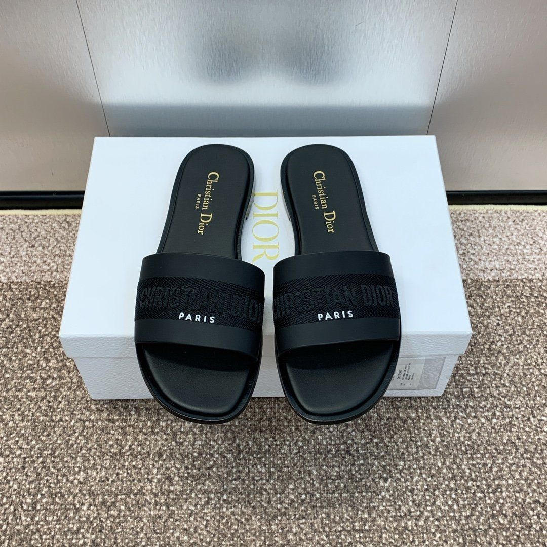 CD Inspired Luxury 🔥 Embroidered Slides