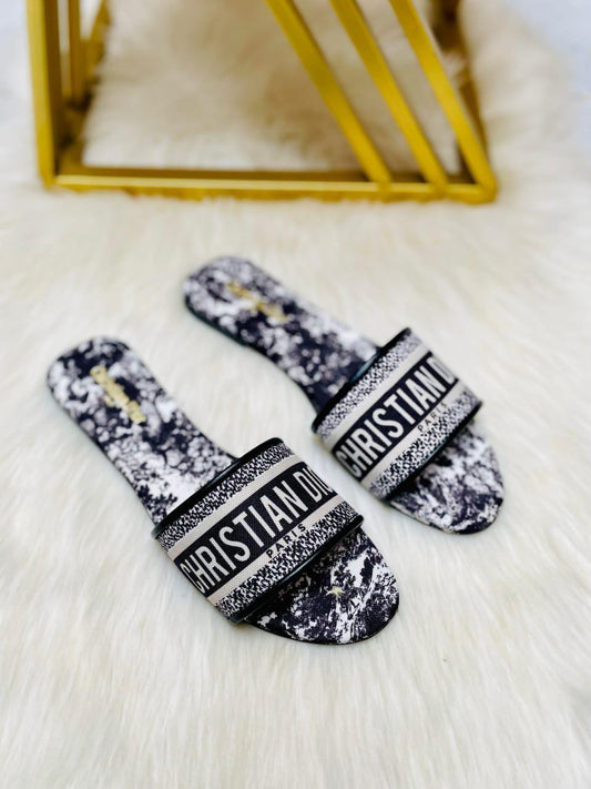 Printed Women Slide