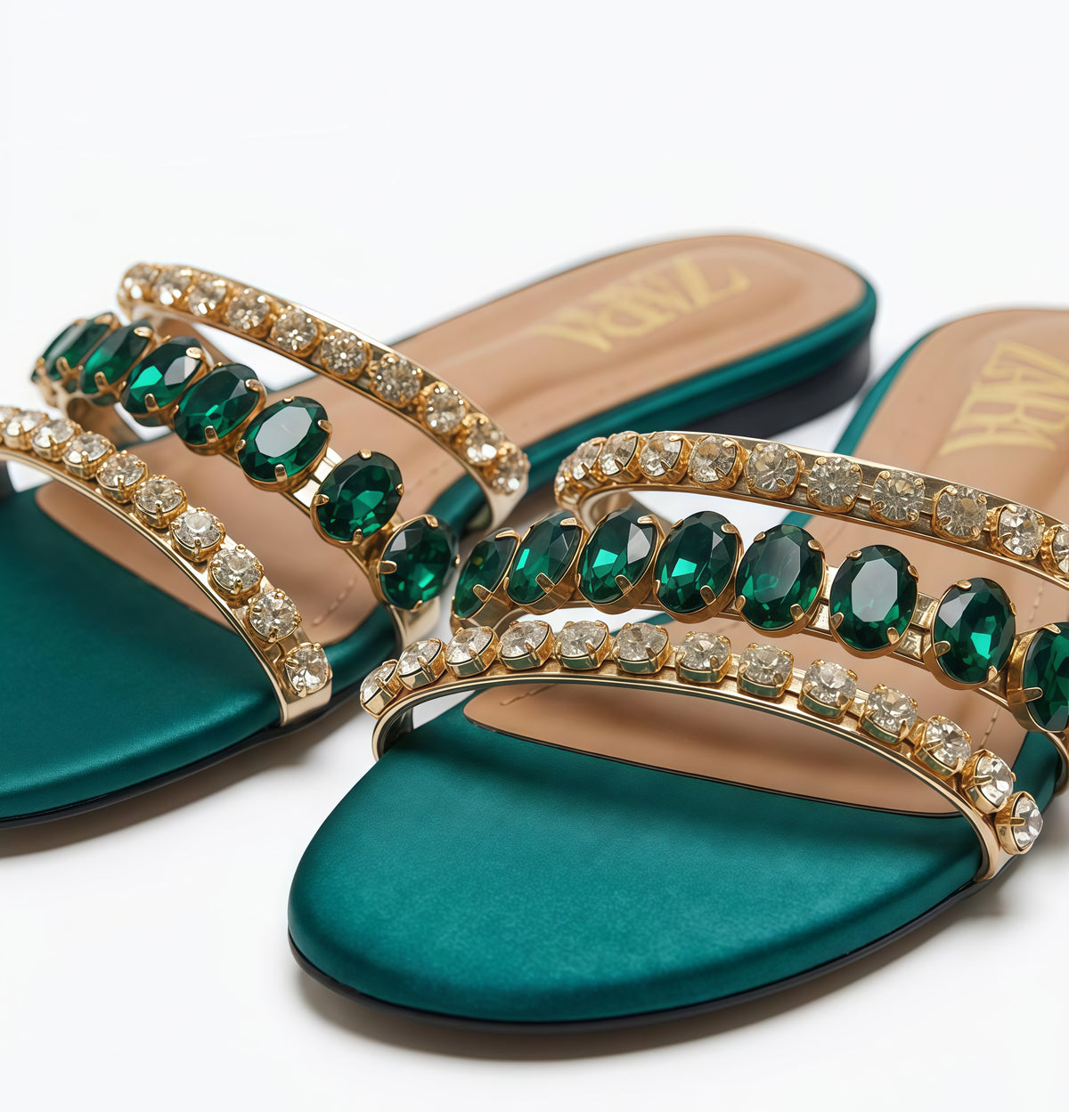 Astria Sparkle Flat -012