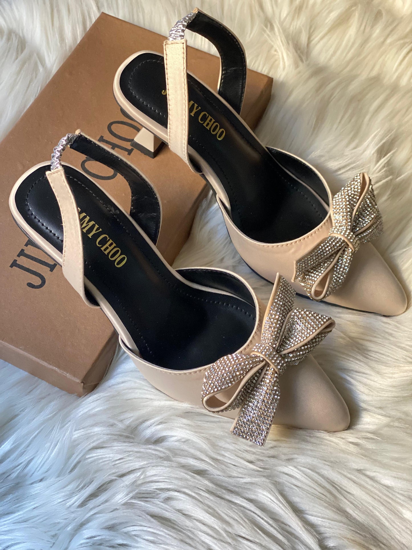 Crystal-Embellished Satin Slingback Bow Heel ✨