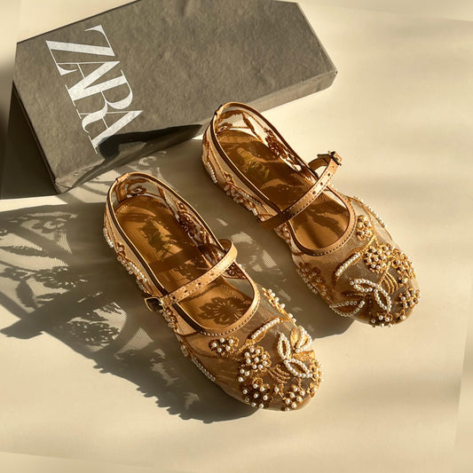 Moti Pumps ⭐ Hand embroidered