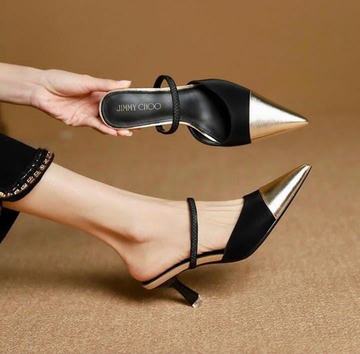 Elegant Gold-Tip Pointed Toe Kitten Heels 👠