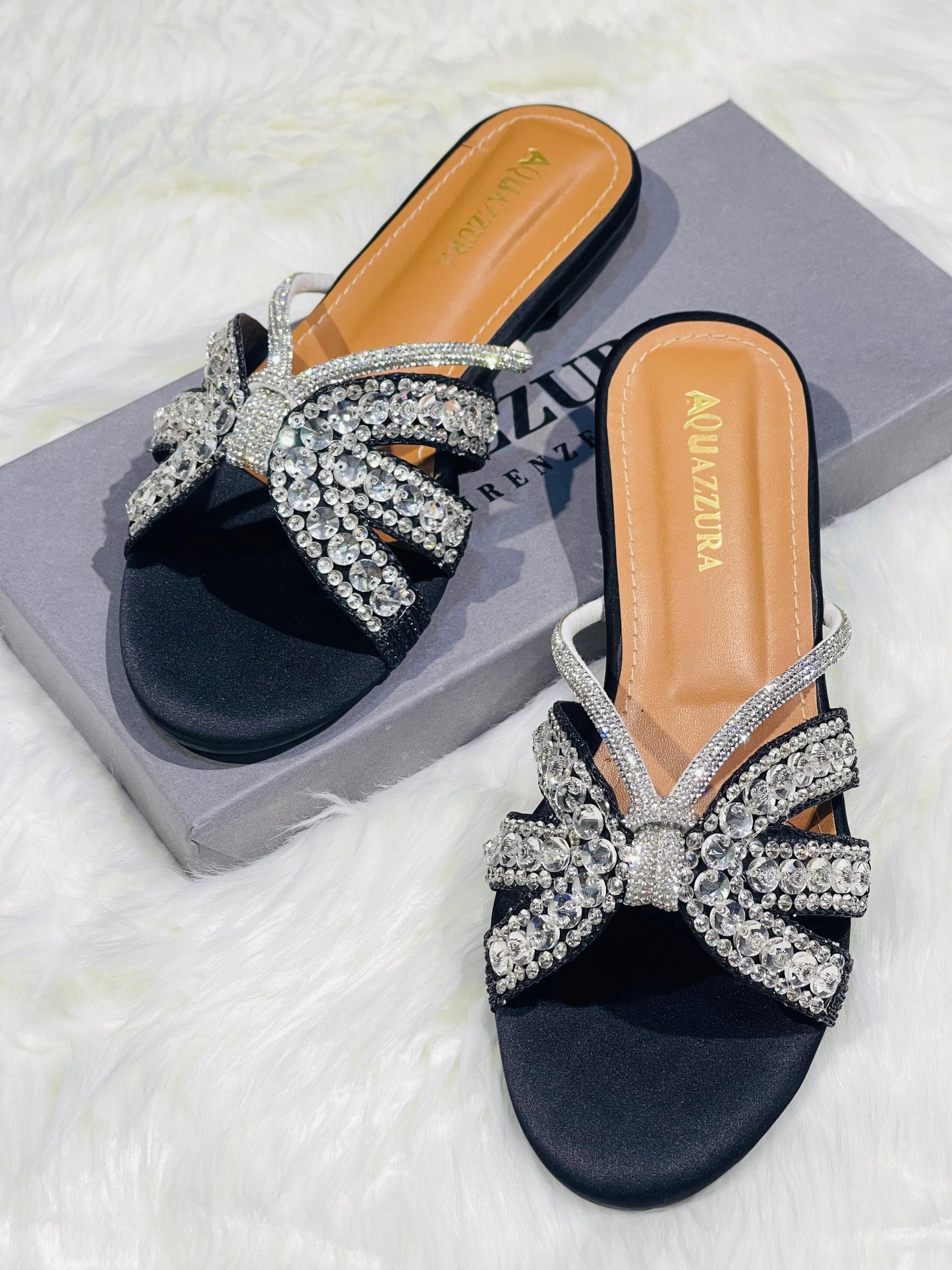 Luna Crystal Slide 🔥